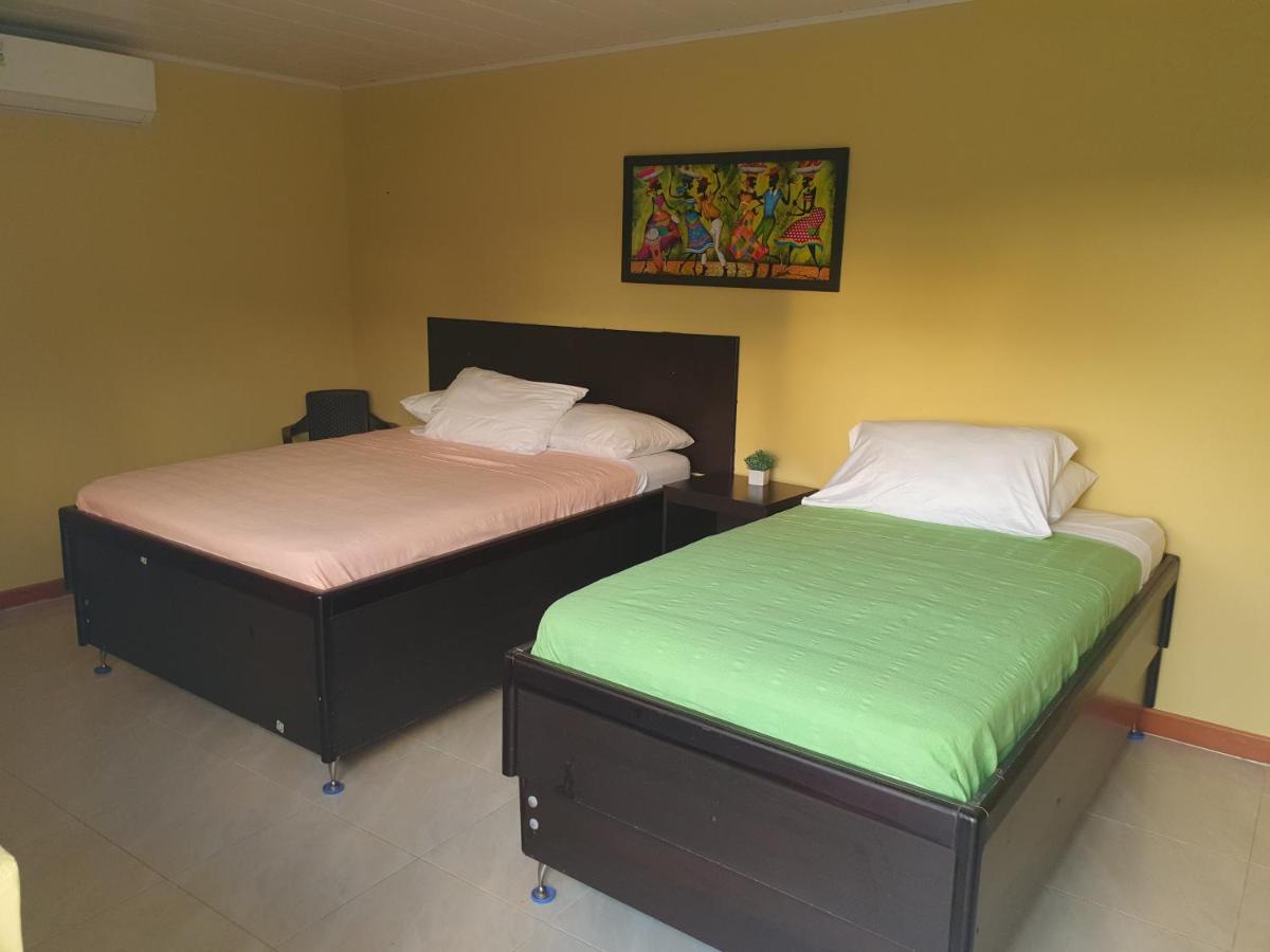 Victoria'S Gennie Bay Village Hostal San Andrés Eksteriør billede